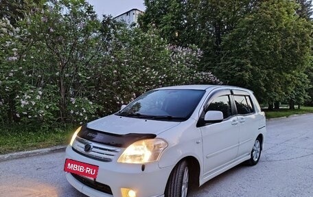 Toyota Raum II, 2008 год, 950 000 рублей, 5 фотография