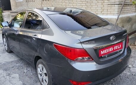 Hyundai Solaris II рестайлинг, 2014 год, 990 000 рублей, 5 фотография