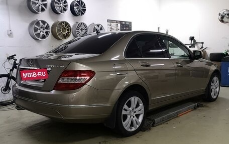 Mercedes-Benz C-Класс, 2008 год, 990 000 рублей, 2 фотография