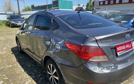 Hyundai Solaris II рестайлинг, 2012 год, 369 000 рублей, 14 фотография