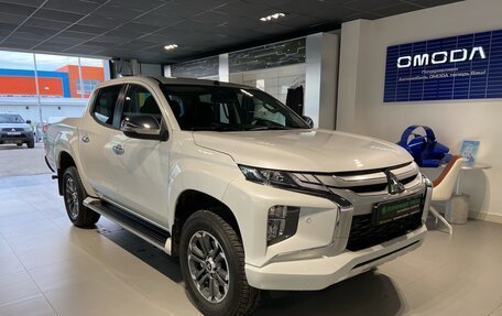 Mitsubishi L200 IV рестайлинг, 2023 год, 5 100 000 рублей, 2 фотография