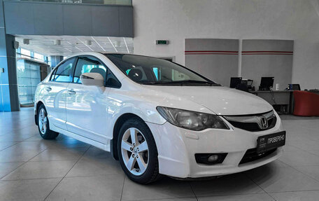 Honda Civic VIII, 2010 год, 971 000 рублей, 3 фотография