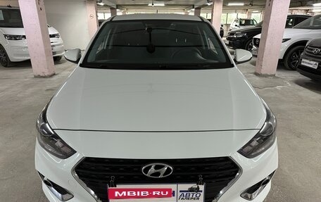 Hyundai Solaris II рестайлинг, 2018 год, 1 295 000 рублей, 2 фотография