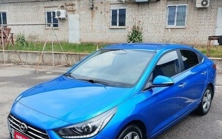 Hyundai Solaris II рестайлинг, 2018 год, 1 650 000 рублей, 1 фотография