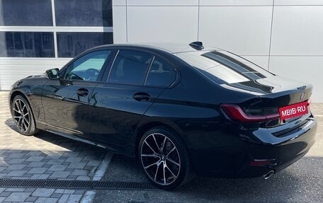 BMW 3 серия, 2019 год, 3 640 000 рублей, 6 фотография