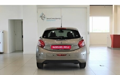 Peugeot 208 II, 2013 год, 839 000 рублей, 6 фотография