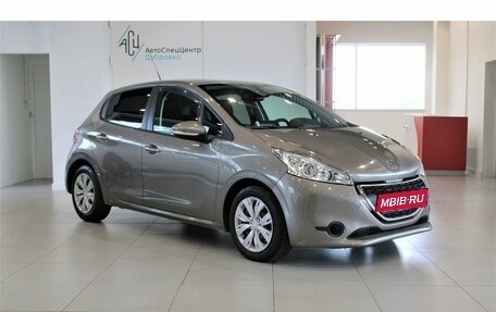 Peugeot 208 II, 2013 год, 839 000 рублей, 3 фотография