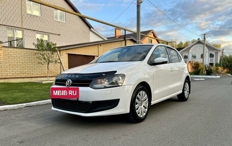 Volkswagen Polo VI (EU Market), 2010 год, 670 000 рублей, 3 фотография