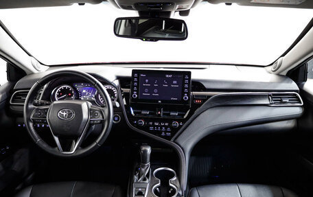 Toyota Camry, 2021 год, 3 598 000 рублей, 13 фотография