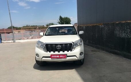 Toyota Land Cruiser Prado 150 рестайлинг 2, 2016 год, 4 500 000 рублей, 6 фотография