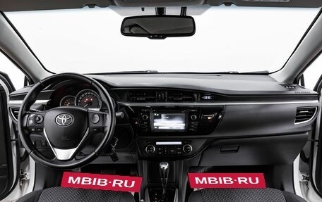 Toyota Corolla, 2015 год, 1 345 000 рублей, 8 фотография