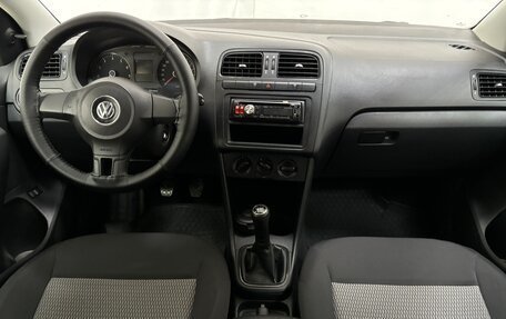 Volkswagen Polo VI (EU Market), 2012 год, 798 000 рублей, 11 фотография