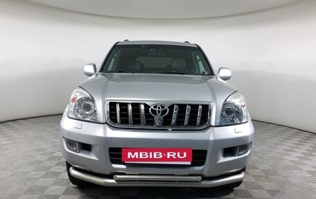 Toyota Land Cruiser Prado 120 рестайлинг, 2006 год, 1 890 000 рублей, 2 фотография