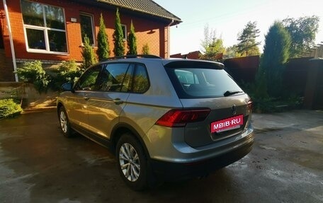 Volkswagen Tiguan II, 2018 год, 2 750 000 рублей, 5 фотография