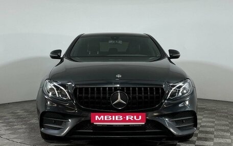 Mercedes-Benz E-Класс, 2019 год, 3 897 000 рублей, 2 фотография