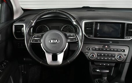 KIA Sportage IV рестайлинг, 2019 год, 2 579 995 рублей, 6 фотография