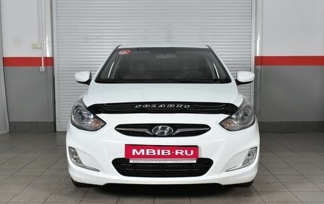 Hyundai Solaris II рестайлинг, 2011 год, 899 995 рублей, 2 фотография