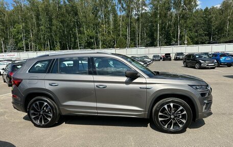 Skoda Kodiaq I, 2023 год, 5 090 000 рублей, 3 фотография