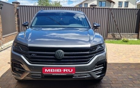 Volkswagen Touareg III, 2018 год, 6 000 000 рублей, 2 фотография