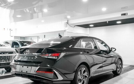 Hyundai Elantra, 2023 год, 2 349 000 рублей, 9 фотография