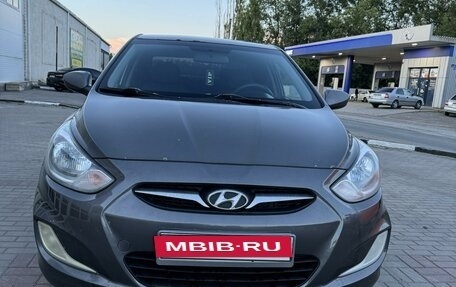 Hyundai Solaris II рестайлинг, 2013 год, 610 000 рублей, 5 фотография