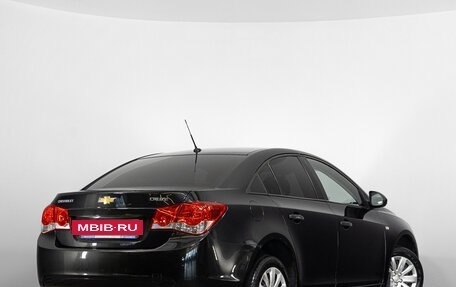 Chevrolet Cruze II, 2010 год, 799 000 рублей, 3 фотография