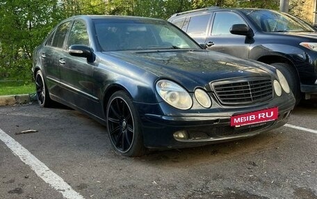 Mercedes-Benz E-Класс, 2002 год, 470 000 рублей, 4 фотография