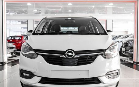 Opel Zafira C рестайлинг, 2019 год, 1 839 000 рублей, 2 фотография