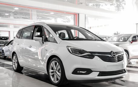 Opel Zafira C рестайлинг, 2019 год, 1 839 000 рублей, 3 фотография