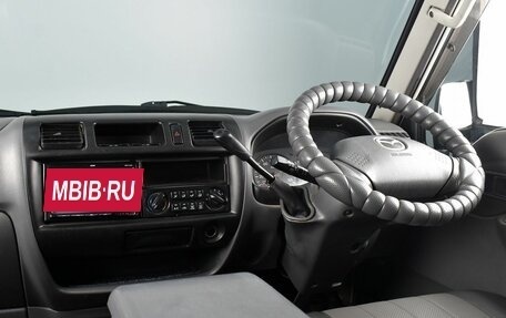 Mazda Bongo IV, 2010 год, 1 119 995 рублей, 7 фотография