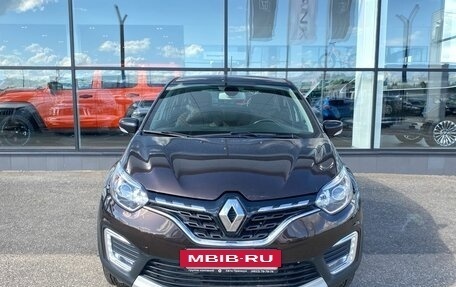 Renault Kaptur I рестайлинг, 2020 год, 1 650 000 рублей, 2 фотография