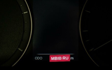 Lexus RX IV рестайлинг, 2019 год, 5 690 000 рублей, 13 фотография