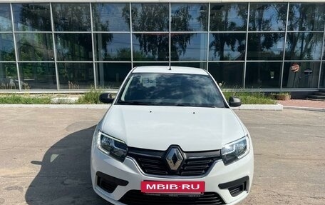 Renault Logan II, 2019 год, 950 000 рублей, 2 фотография
