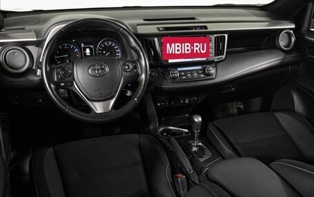 Toyota RAV4, 2019 год, 3 070 000 рублей, 26 фотография