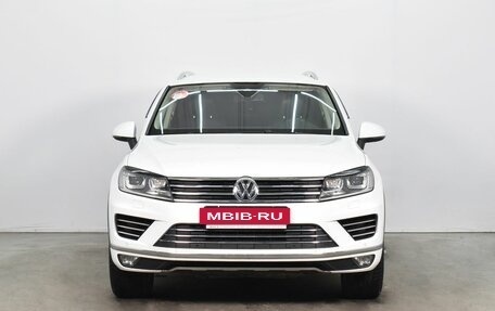 Volkswagen Touareg III, 2015 год, 2 998 999 рублей, 2 фотография