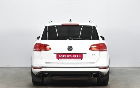 Volkswagen Touareg III, 2015 год, 2 998 999 рублей, 5 фотография