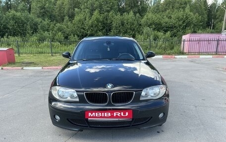 BMW 1 серия, 2005 год, 765 000 рублей, 2 фотография