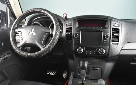 Mitsubishi Pajero IV, 2012 год, 2 299 995 рублей, 9 фотография