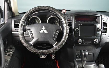 Mitsubishi Pajero IV, 2012 год, 2 299 995 рублей, 7 фотография