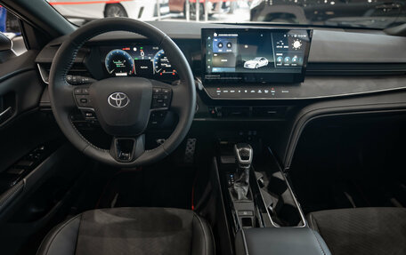 Toyota Camry, 2024 год, 5 290 000 рублей, 17 фотография