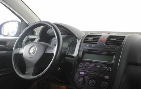 Volkswagen Jetta VI, 2009 год, 570 000 рублей, 9 фотография