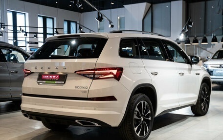 Skoda Kodiaq I, 2022 год, 5 008 921 рублей, 5 фотография