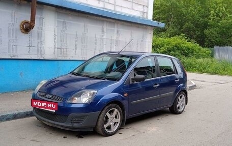 Ford Fiesta, 2006 год, 520 000 рублей, 2 фотография