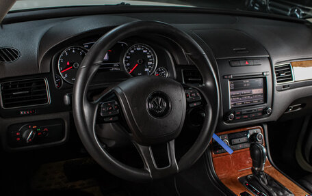 Volkswagen Touareg III, 2011 год, 2 224 000 рублей, 7 фотография
