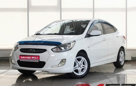 Hyundai Solaris II рестайлинг, 2011 год, 849 999 рублей, 1 фотография