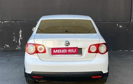 Volkswagen Jetta VI, 2009 год, 679 000 рублей, 5 фотография