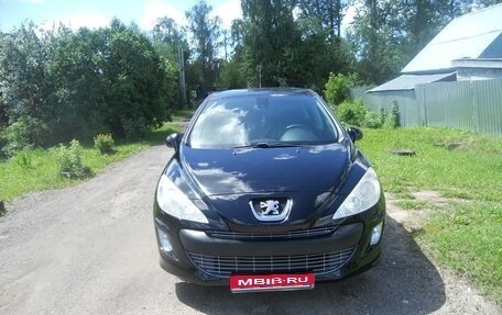 Peugeot 308 II, 2011 год, 635 000 рублей, 1 фотография