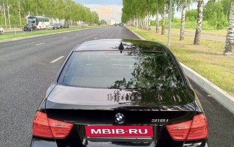 BMW 3 серия, 2010 год, 1 100 000 рублей, 13 фотография