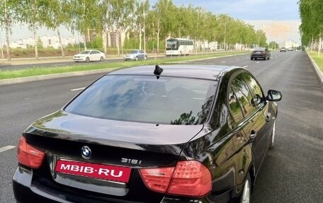 BMW 3 серия, 2010 год, 1 100 000 рублей, 14 фотография