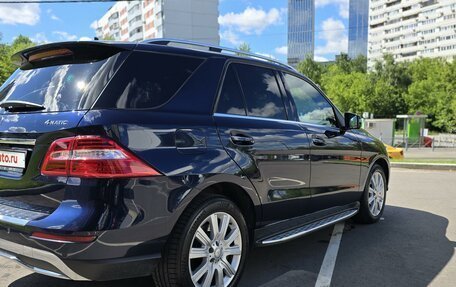 Mercedes-Benz M-Класс, 2012 год, 3 300 000 рублей, 4 фотография